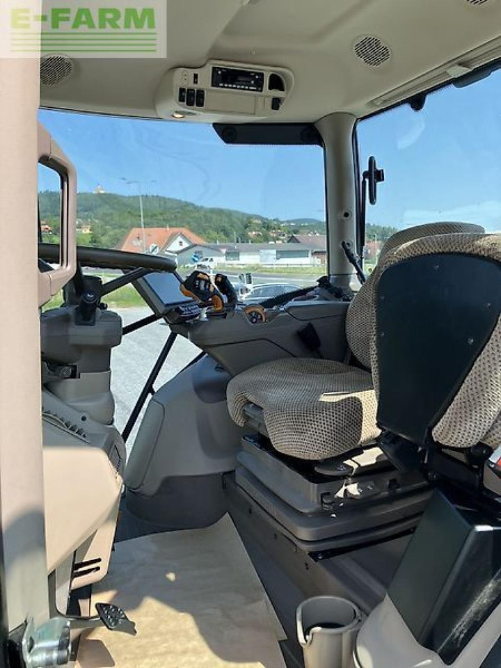 John Deere 6r150 - Traktor: 2 kép. John Deere 6r150 - Traktor: 2 kép.