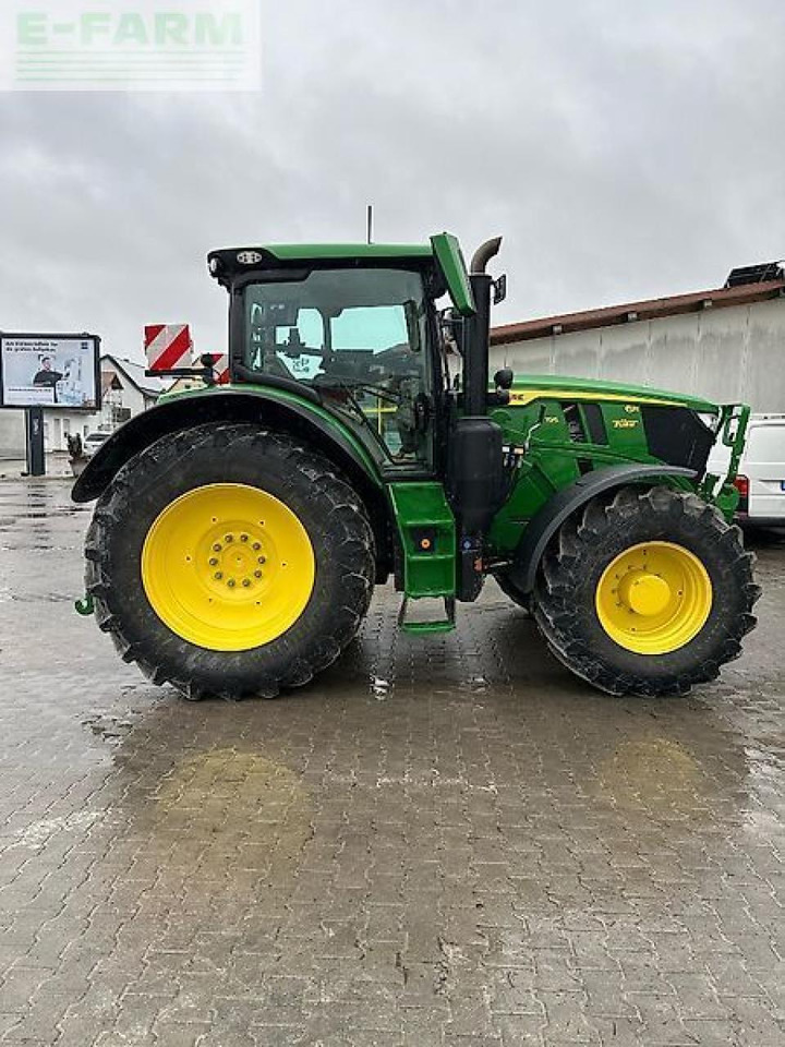 John Deere 6r195 / 6r 195 - Traktor: 3 kép. John Deere 6r195 / 6r 195 - Traktor: 3 kép.