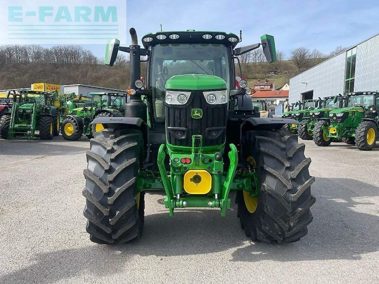 John Deere 6r215 / 6r 215 - Traktor: 3 kép. John Deere 6r215 / 6r 215 - Traktor: 3 kép.