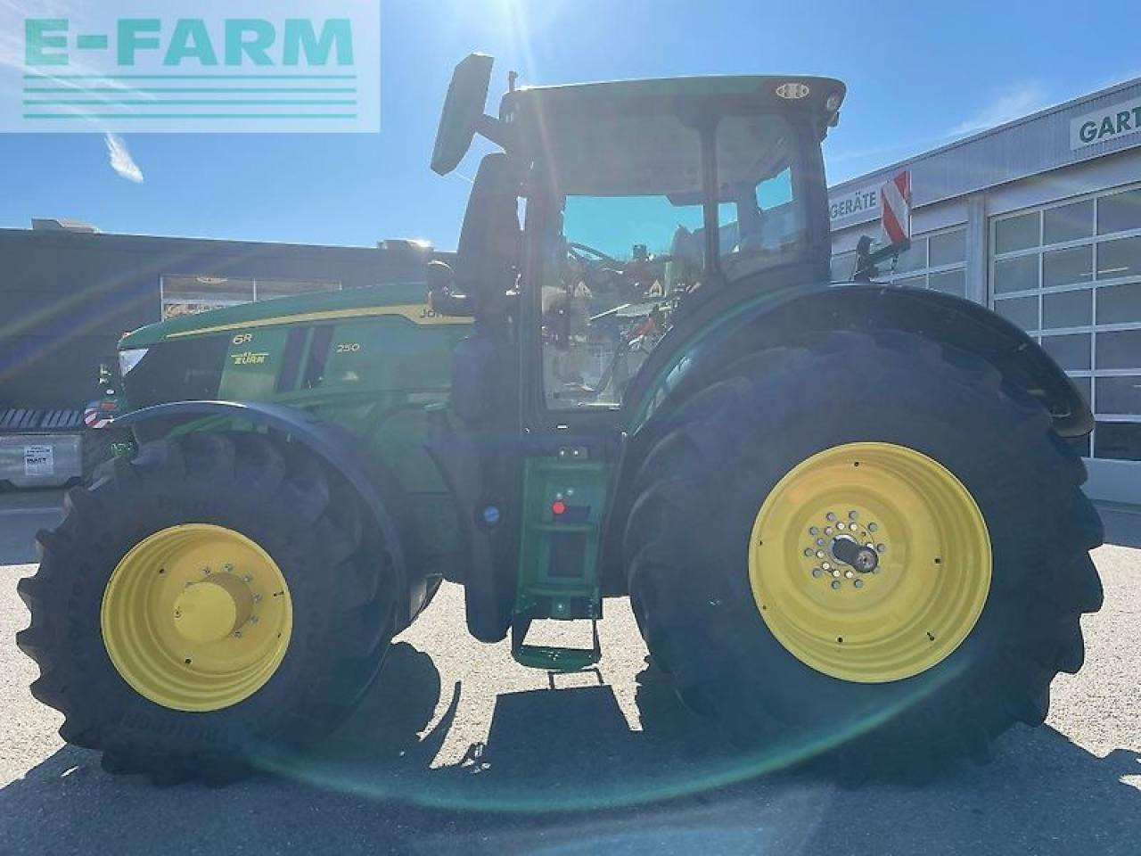 John Deere 6r250 /6r 250 - Traktor: 5 kép. John Deere 6r250 /6r 250 - Traktor: 5 kép.