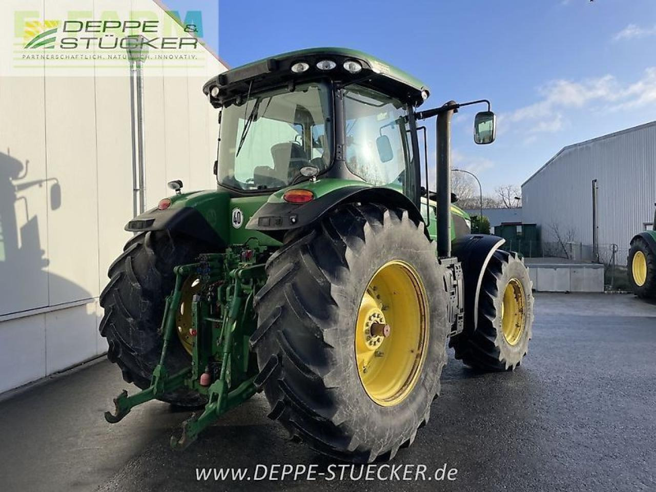 John Deere 7215r mit zwillingsrädern - Traktor: 5 kép. John Deere 7215r mit zwillingsrädern - Traktor: 5 kép.
