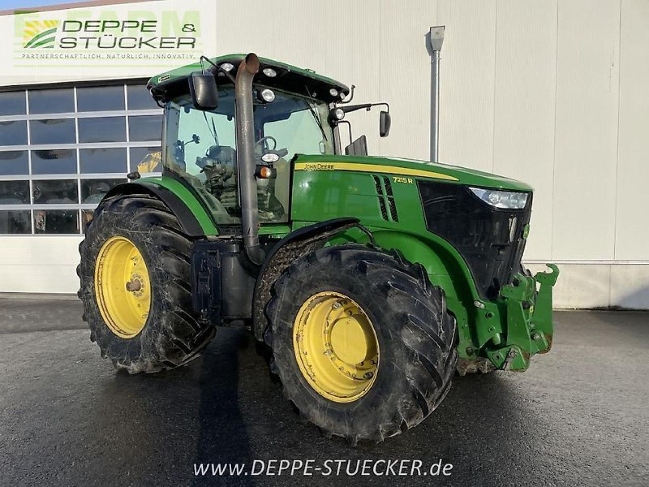John Deere 7215r mit zwillingsrädern - Traktor: 3 kép. John Deere 7215r mit zwillingsrädern - Traktor: 3 kép.