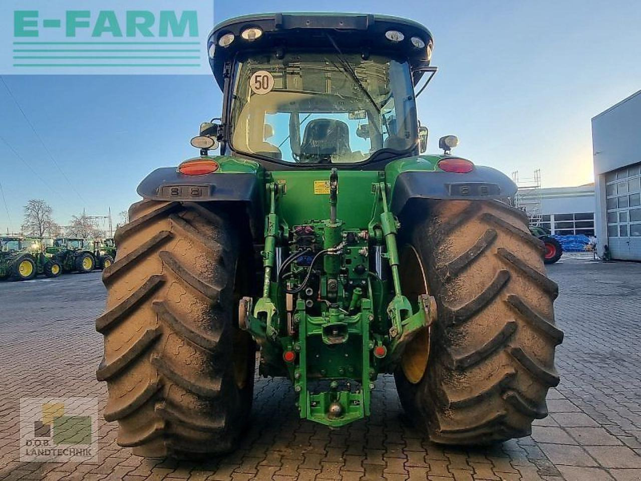 John Deere 7230r e23 mit 9.0 ltr motor - Traktor: 5 kép. John Deere 7230r e23 mit 9.0 ltr motor - Traktor: 5 kép.