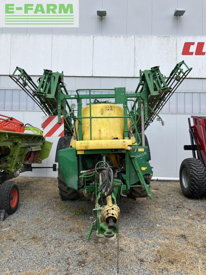 John Deere 724 - Vontatott permetezők: 3 kép. John Deere 724 - Vontatott permetezők: 3 kép.
