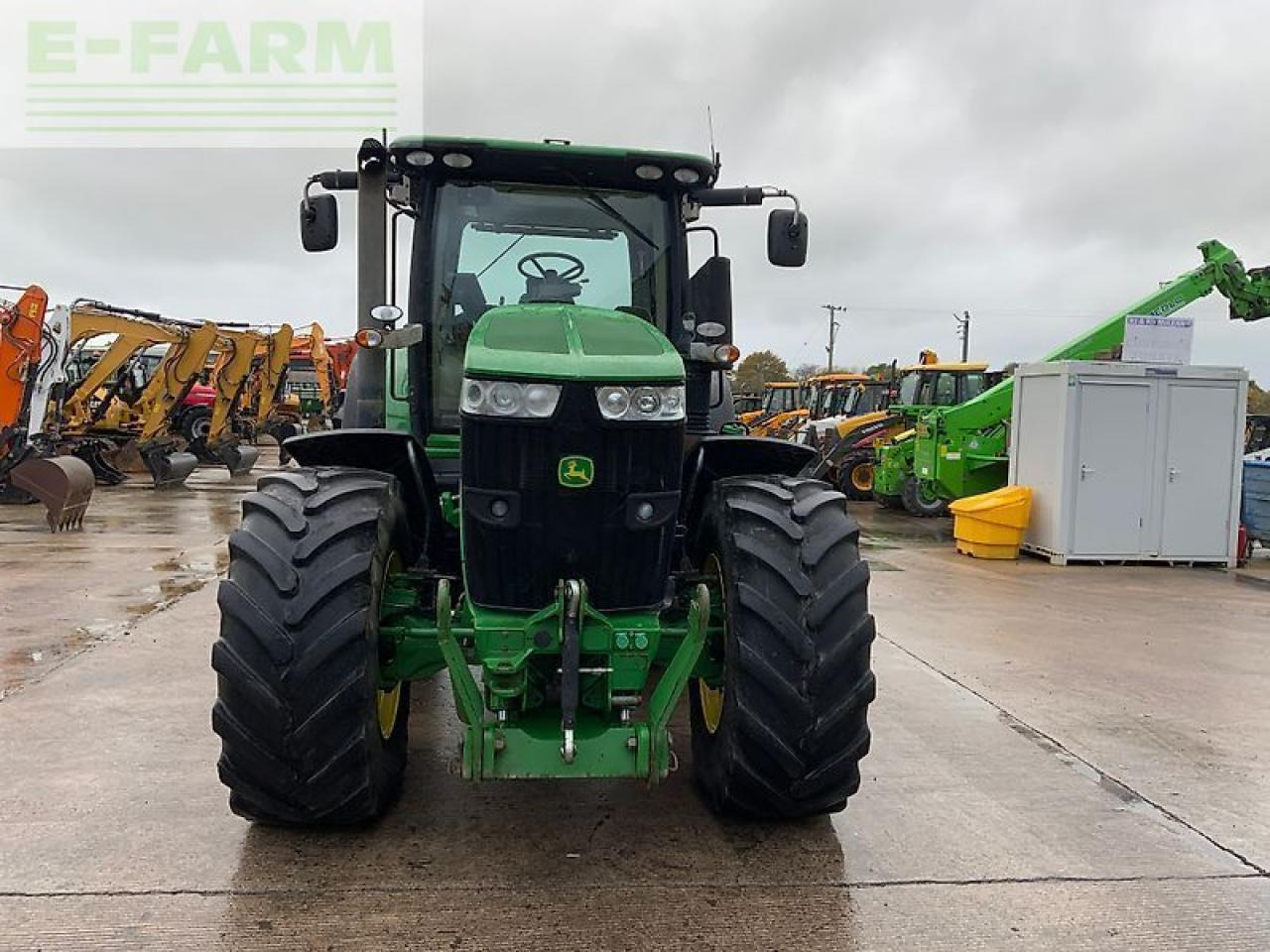 John Deere 7250r tractor (st24557) - Traktor: 3 kép. John Deere 7250r tractor (st24557) - Traktor: 3 kép.