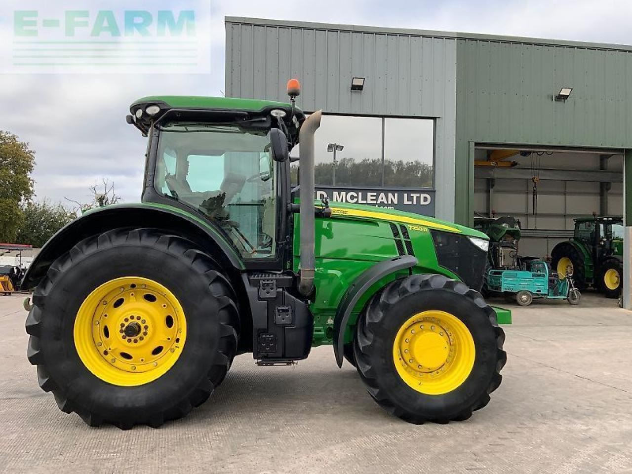 John Deere 7250r tractor (st24600) - Traktor: 1 kép. John Deere 7250r tractor (st24600) - Traktor: 1 kép.