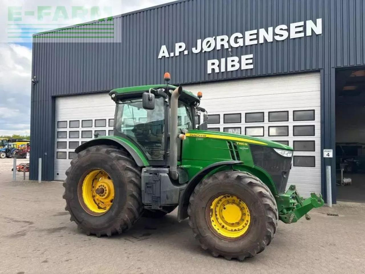 John Deere 7280 r - Traktor: 1 kép. John Deere 7280 r - Traktor: 1 kép.