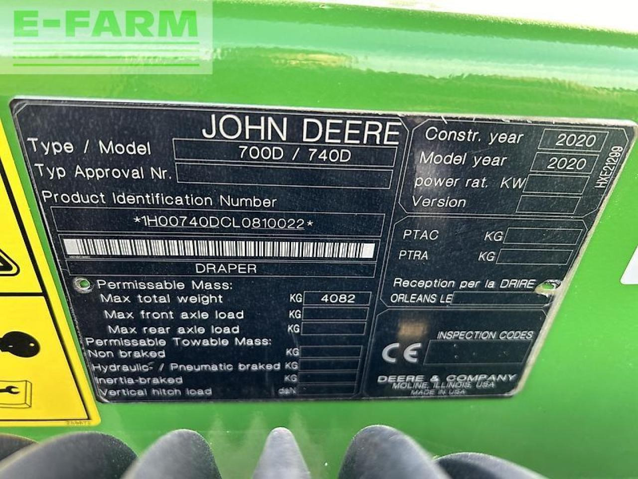 John Deere 740d - Takarmánybetakarító gép: 4 kép. John Deere 740d - Takarmánybetakarító gép: 4 kép.