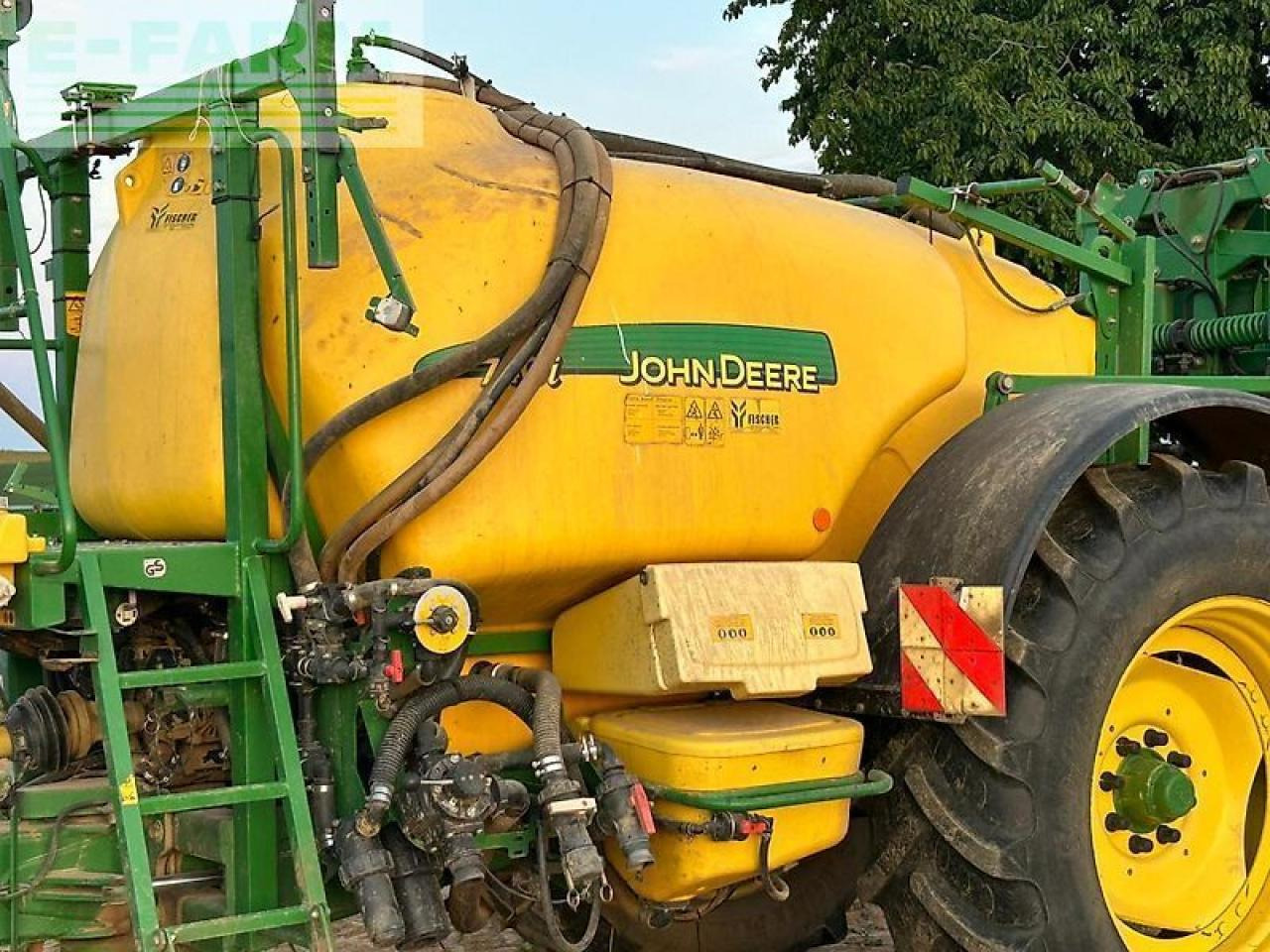 John Deere 740i - Vontatott permetezők: 1 kép. John Deere 740i - Vontatott permetezők: 1 kép.