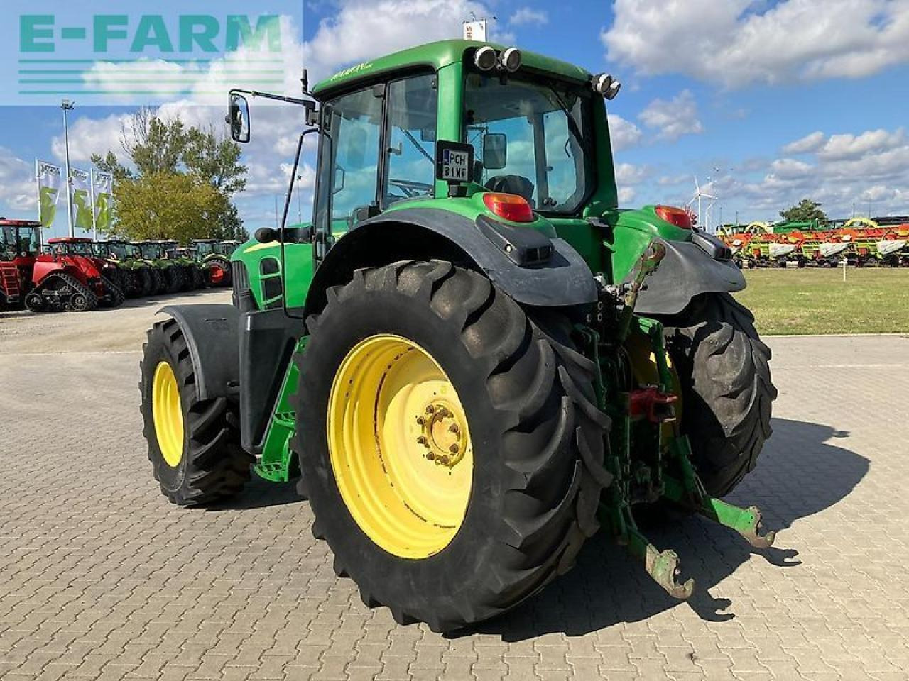 John Deere 7430 - Traktor: 5 kép. John Deere 7430 - Traktor: 5 kép.