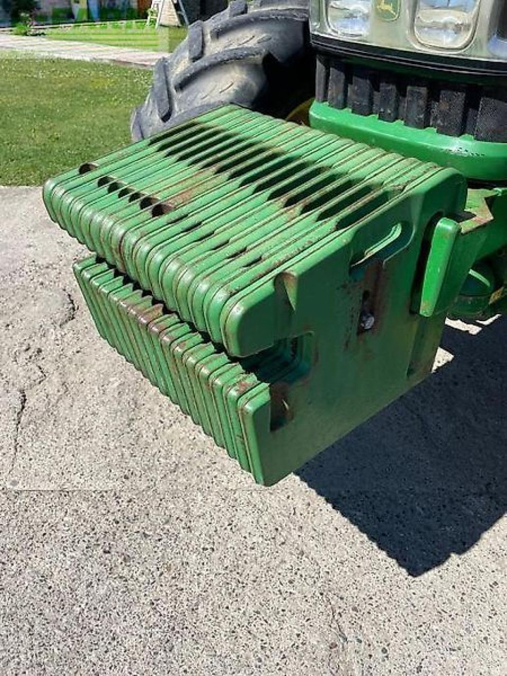 John Deere 7430 - Traktor: 3 kép. John Deere 7430 - Traktor: 3 kép.