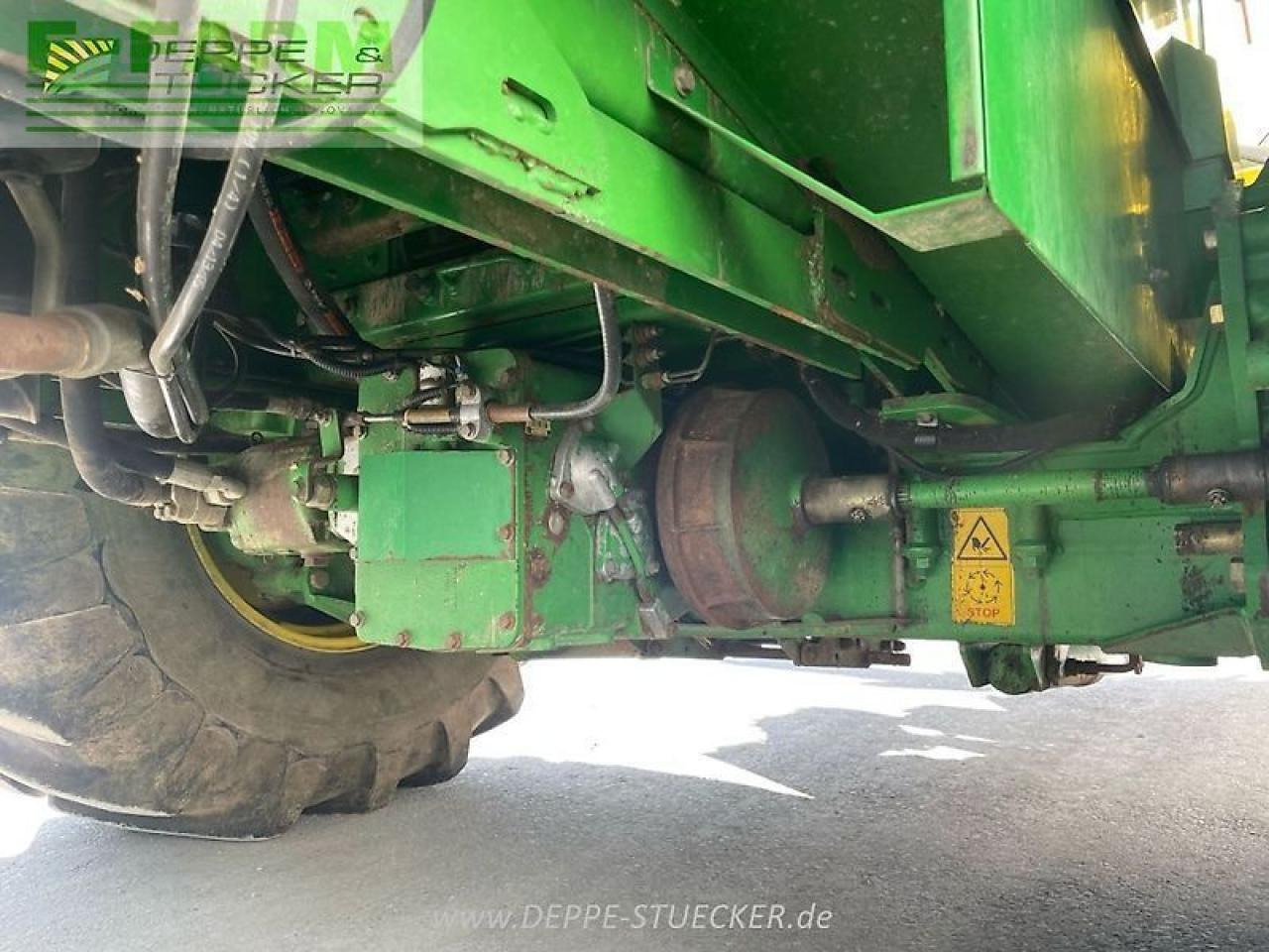 John Deere 7500 - Önjáró szecskázógép: 4 kép. John Deere 7500 - Önjáró szecskázógép: 4 kép.