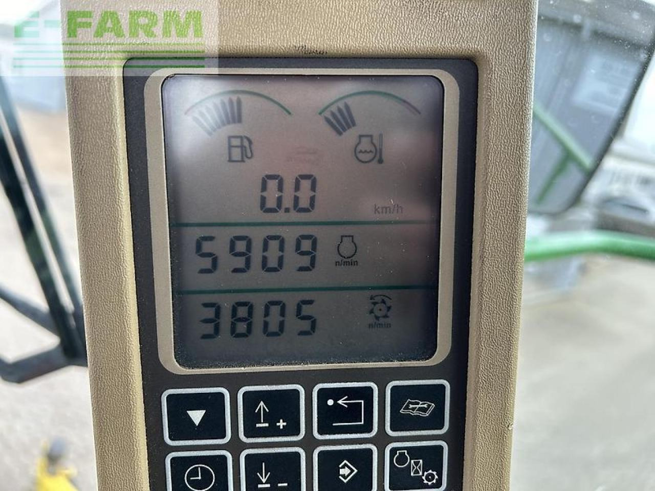 John Deere 7500 - Önjáró szecskázógép: 5 kép. John Deere 7500 - Önjáró szecskázógép: 5 kép.