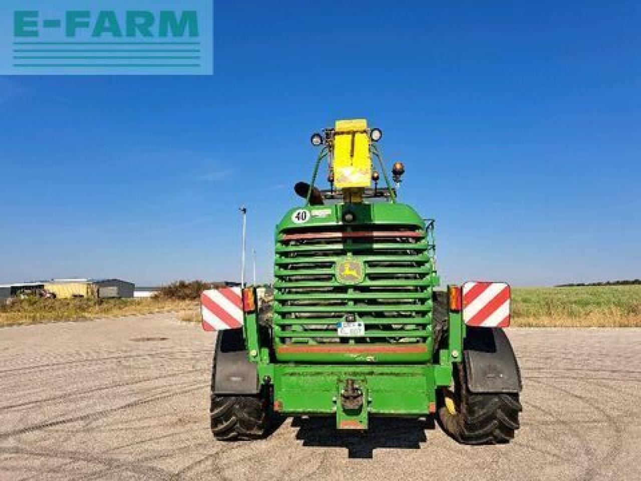 John Deere 7750 - Önjáró szecskázógép: 4 kép. John Deere 7750 - Önjáró szecskázógép: 4 kép.