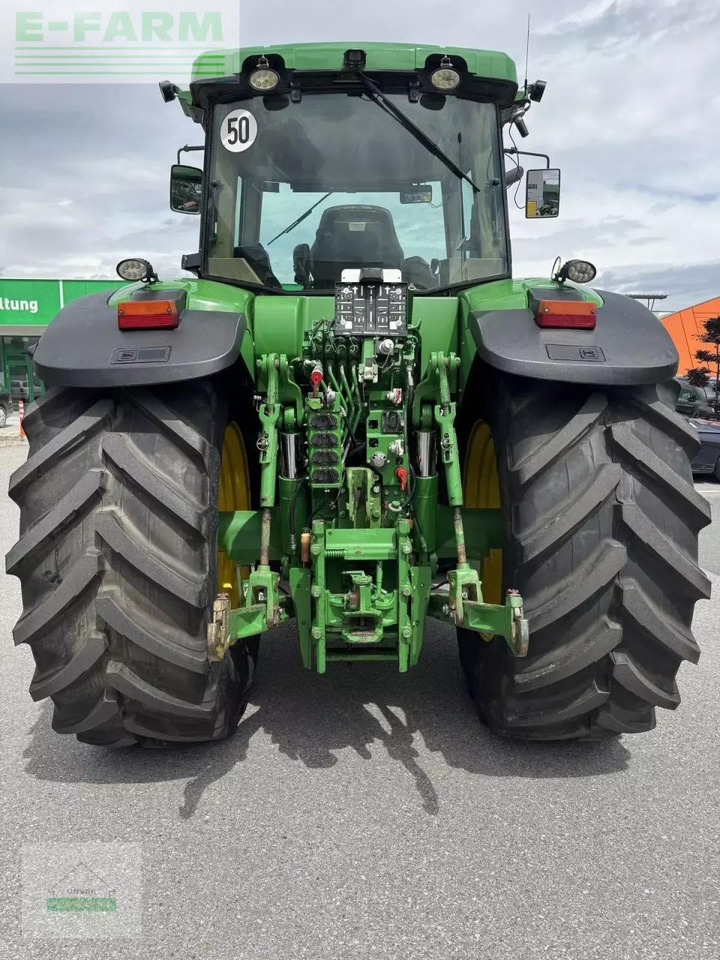 John Deere 7920 - Traktor: 4 kép. John Deere 7920 - Traktor: 4 kép.