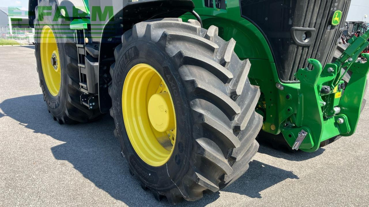 Traktor John Deere 7R 290: 12 kép.