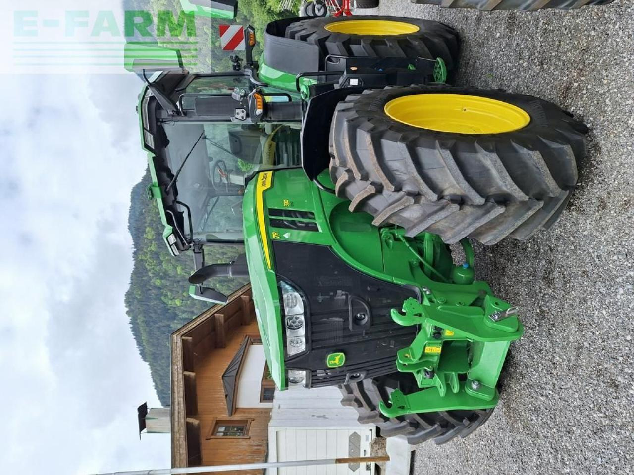 John Deere 7R 330 - Traktor: 4 kép. John Deere 7R 330 - Traktor: 4 kép.