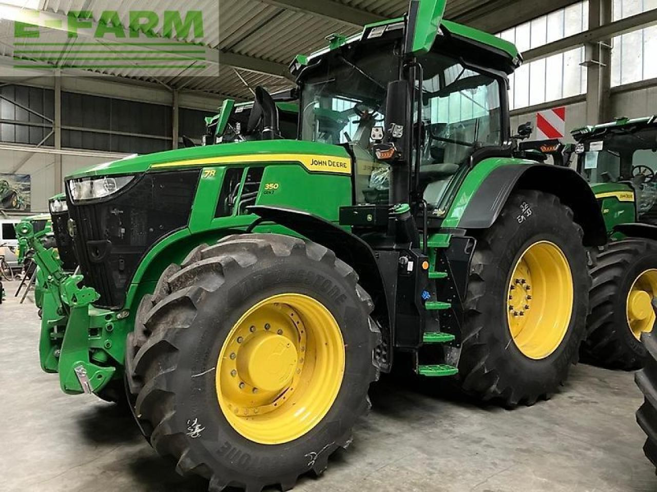 John Deere 7r 350 - Traktor: 3 kép. John Deere 7r 350 - Traktor: 3 kép.