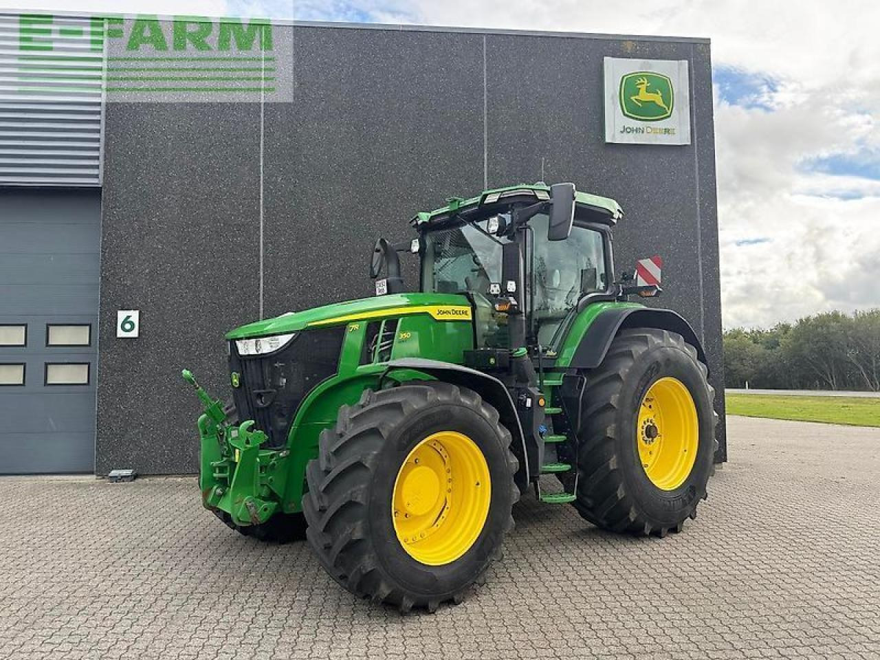 John Deere 7r 350 - Traktor: 1 kép. John Deere 7r 350 - Traktor: 1 kép.