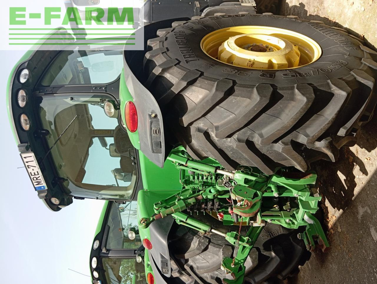 John Deere 8310R - Traktor: 3 kép. John Deere 8310R - Traktor: 3 kép.