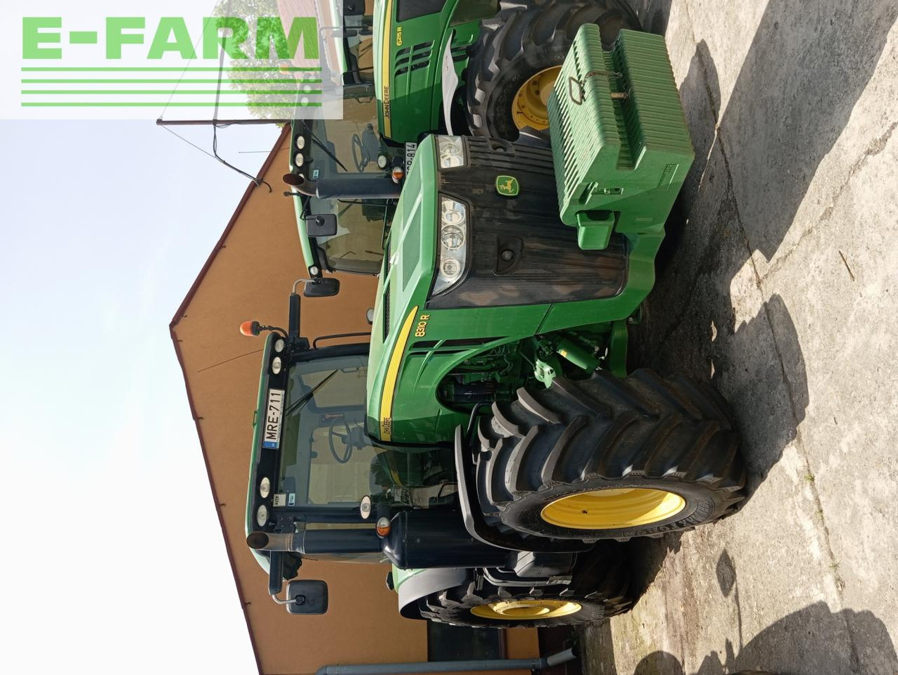 John Deere 8310R - Traktor: 2 kép. John Deere 8310R - Traktor: 2 kép.