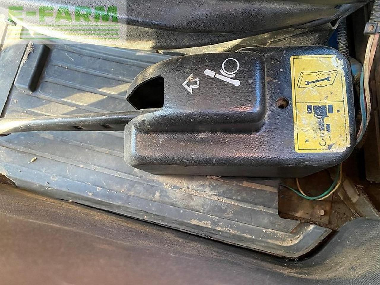 Traktor John Deere 8320: 31 kép.