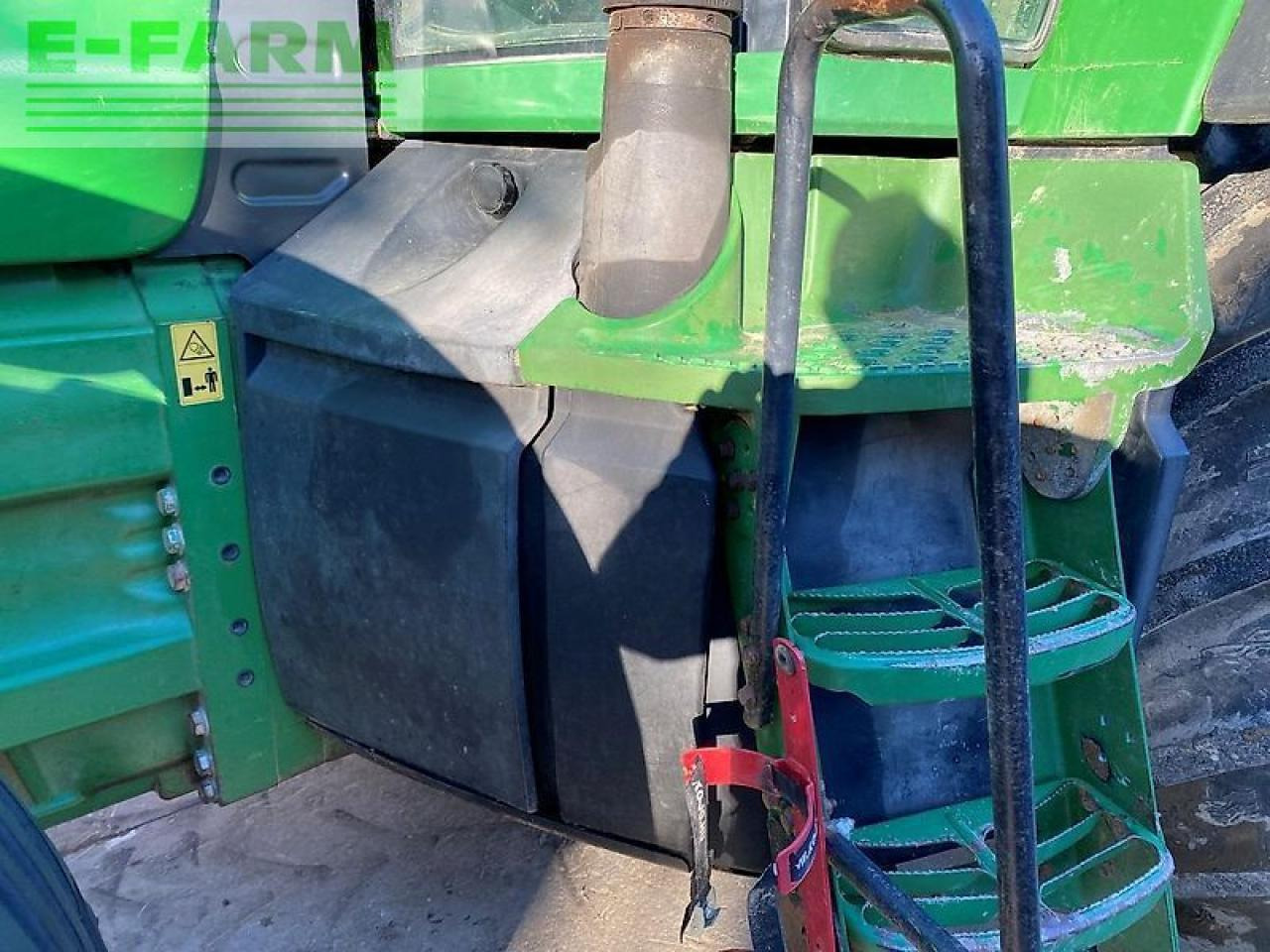 Traktor John Deere 8320: 8 kép.