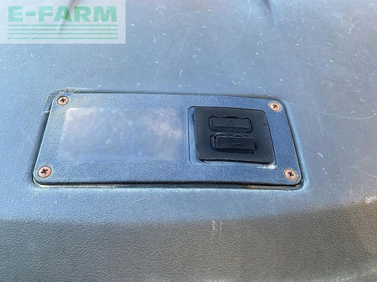 Traktor John Deere 8320: 20 kép.
