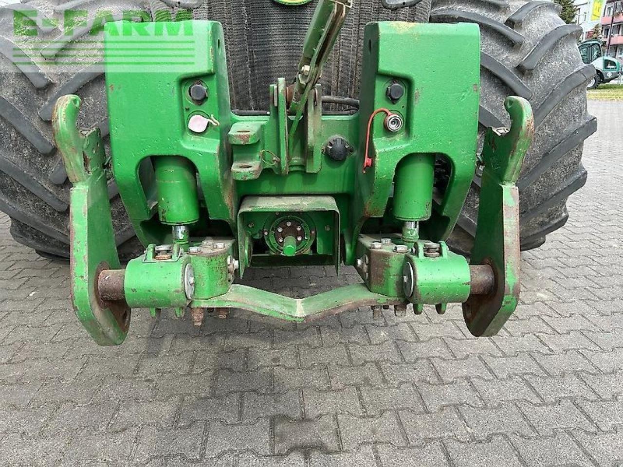 John Deere 8335r - Traktor: 4 kép. John Deere 8335r - Traktor: 4 kép.
