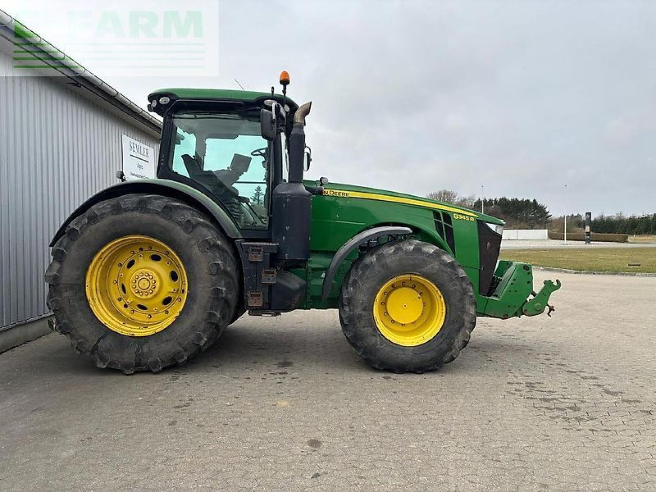 John Deere 8345r - Traktor: 2 kép. John Deere 8345r - Traktor: 2 kép.