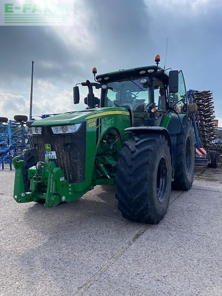 John Deere 8370 r - Traktor: 3 kép. John Deere 8370 r - Traktor: 3 kép.