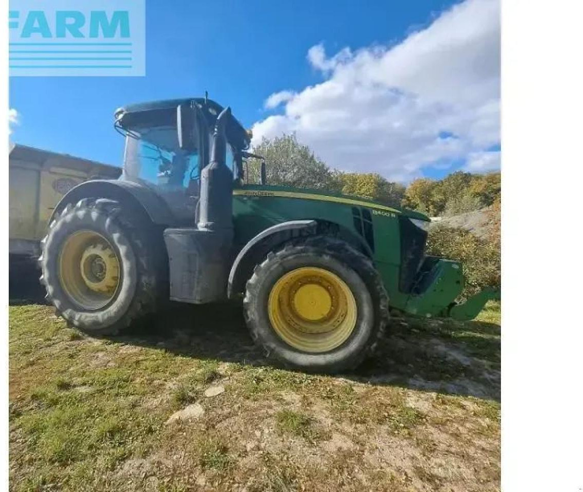 John Deere 8400r - Traktor: 1 kép. John Deere 8400r - Traktor: 1 kép.
