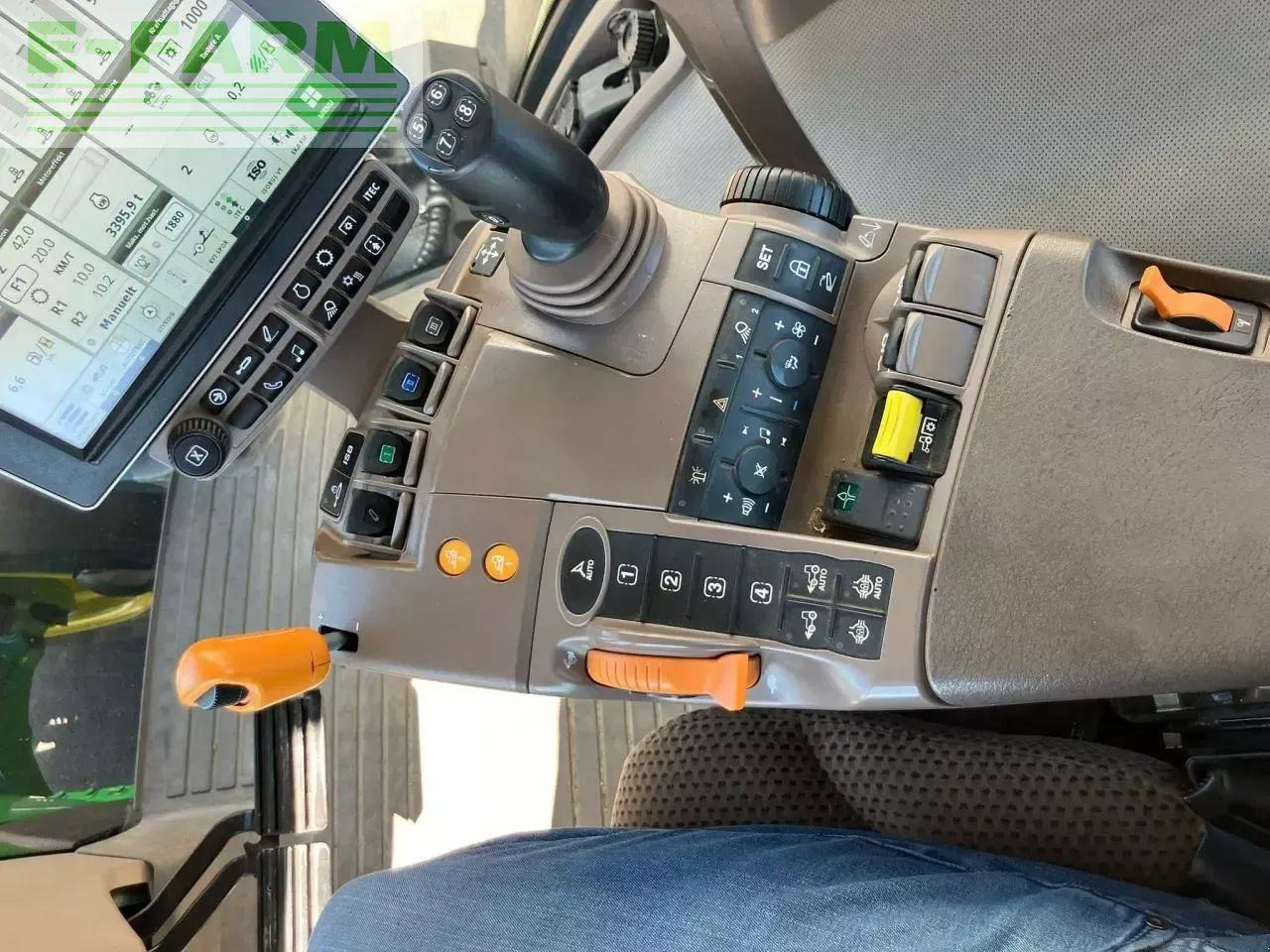 John Deere 8400r - Traktor: 5 kép. John Deere 8400r - Traktor: 5 kép.