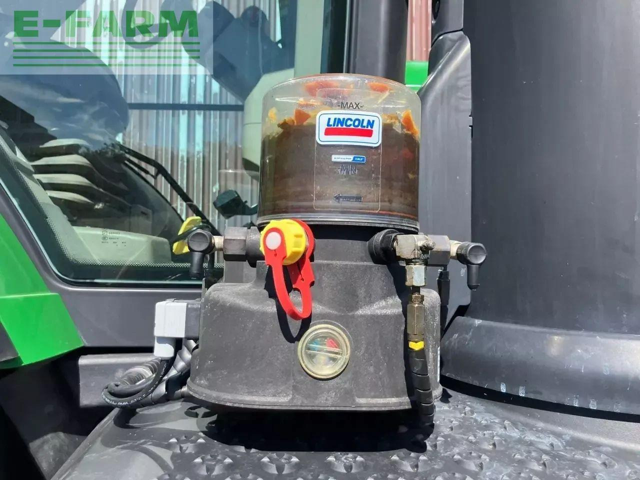 John Deere 8400r - Traktor: 3 kép. John Deere 8400r - Traktor: 3 kép.