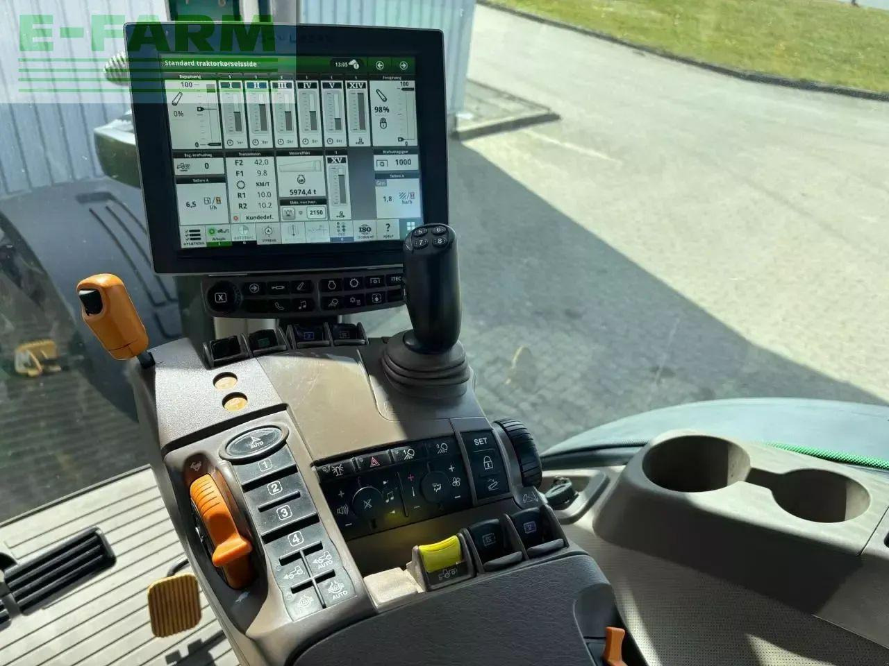 John Deere 8400r - Traktor: 5 kép. John Deere 8400r - Traktor: 5 kép.