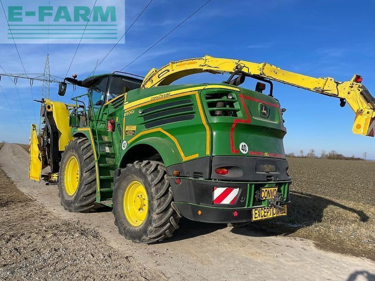 John Deere 8500 - Önjáró szecskázógép: 5 kép. John Deere 8500 - Önjáró szecskázógép: 5 kép.