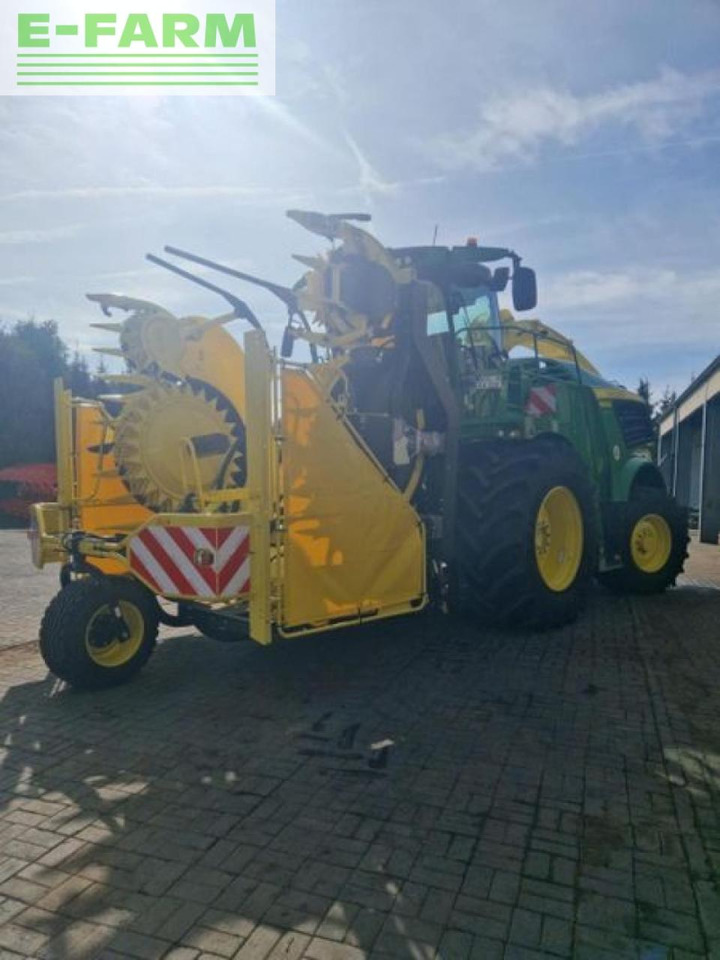 John Deere 8600 - Önjáró szecskázógép: 5 kép. John Deere 8600 - Önjáró szecskázógép: 5 kép.