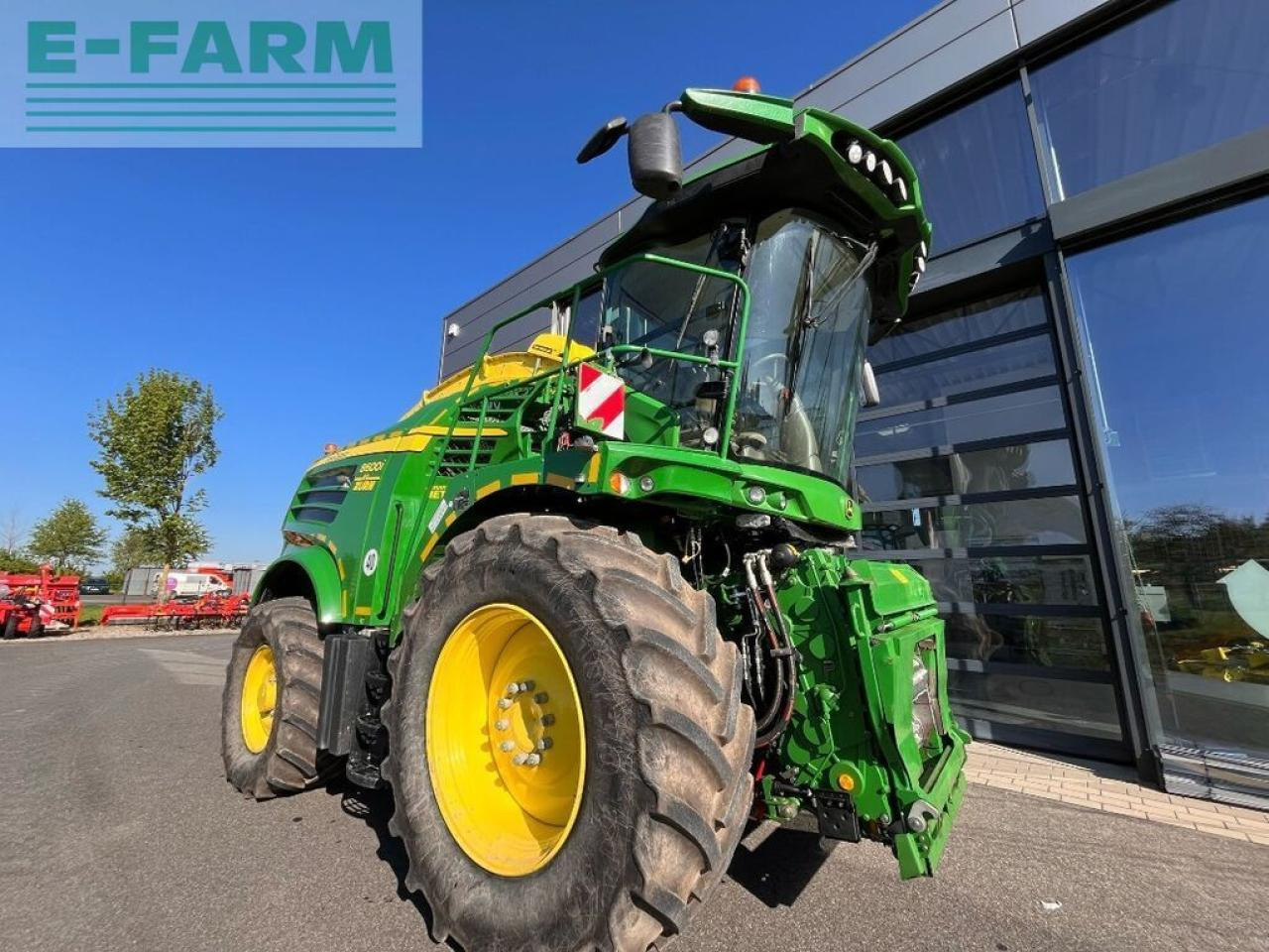 John Deere 8600 - Önjáró szecskázógép: 2 kép. John Deere 8600 - Önjáró szecskázógép: 2 kép.