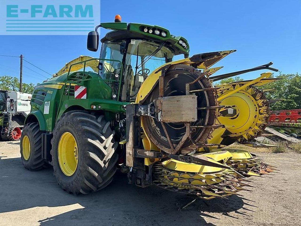 John Deere 8600 - Kombájn: 3 kép. John Deere 8600 - Kombájn: 3 kép.