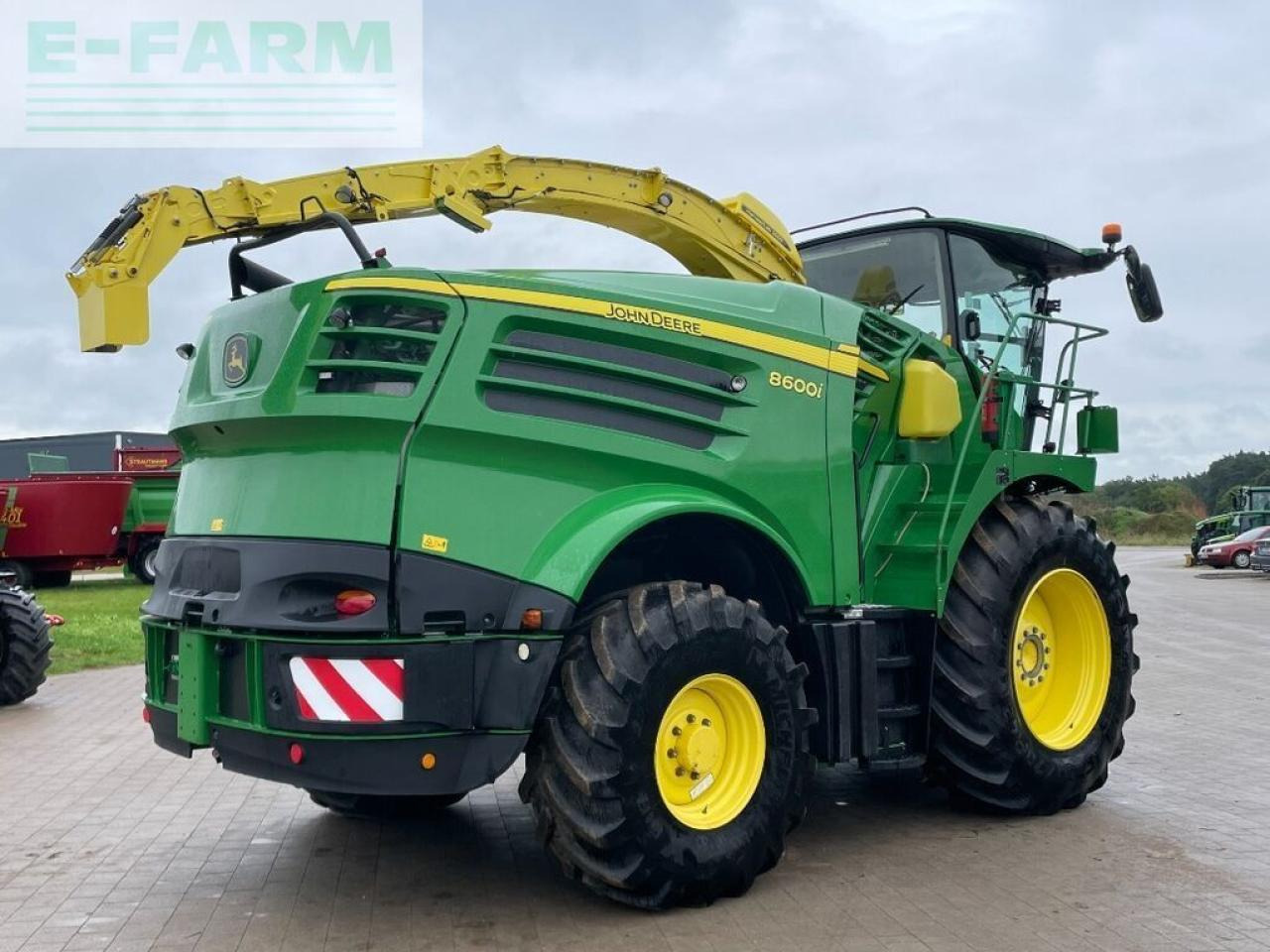 John Deere 8600 - Önjáró szecskázógép: 4 kép. John Deere 8600 - Önjáró szecskázógép: 4 kép.