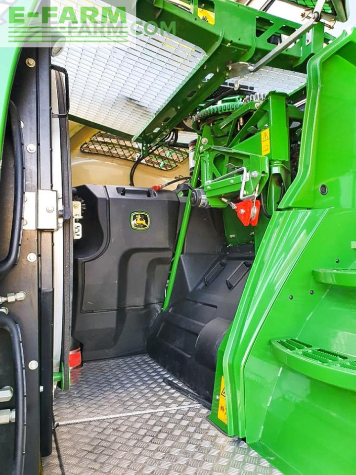 Önjáró szecskázógép John Deere 8600I: 11 kép.