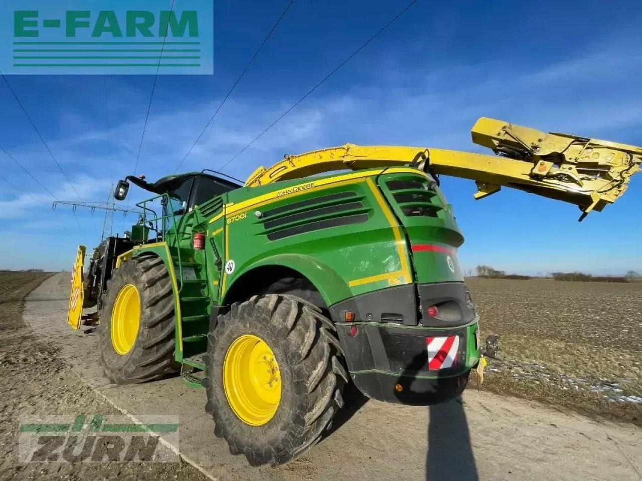 John Deere 8700i - Önjáró szecskázógép: 5 kép. John Deere 8700i - Önjáró szecskázógép: 5 kép.