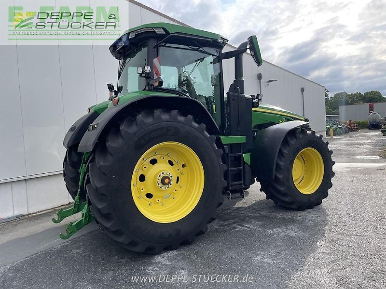 John Deere 8r 340 - Traktor: 4 kép. John Deere 8r 340 - Traktor: 4 kép.