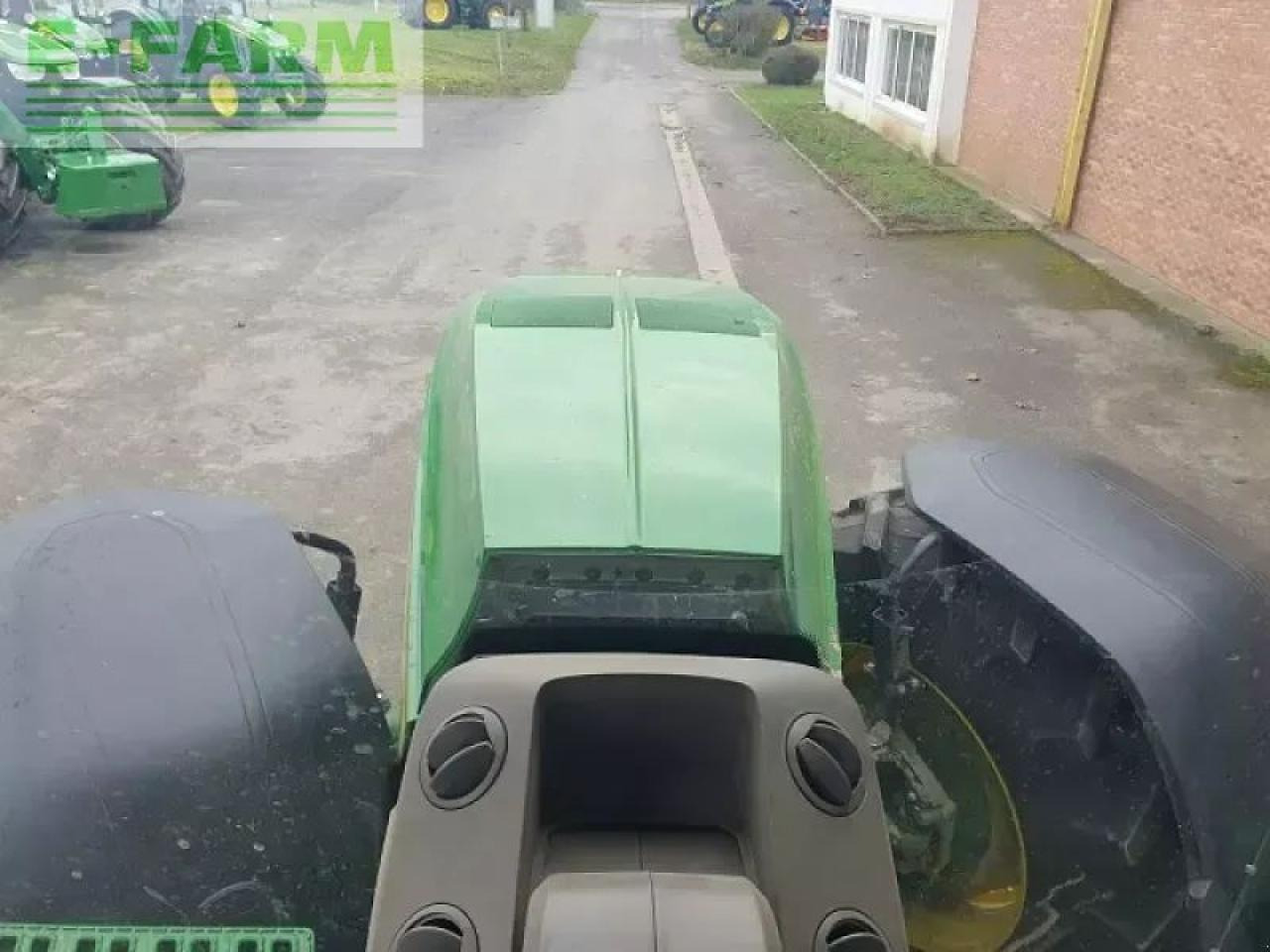 John Deere 8r 340 - Traktor: 4 kép. John Deere 8r 340 - Traktor: 4 kép.