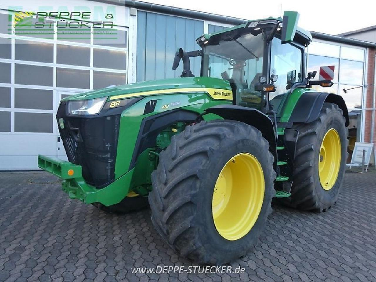 John Deere 8r 410 - Traktor: 1 kép. John Deere 8r 410 - Traktor: 1 kép.