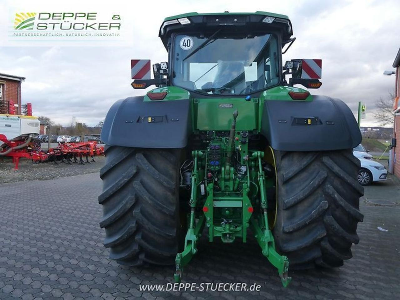 John Deere 8r 410 - Traktor: 5 kép. John Deere 8r 410 - Traktor: 5 kép.