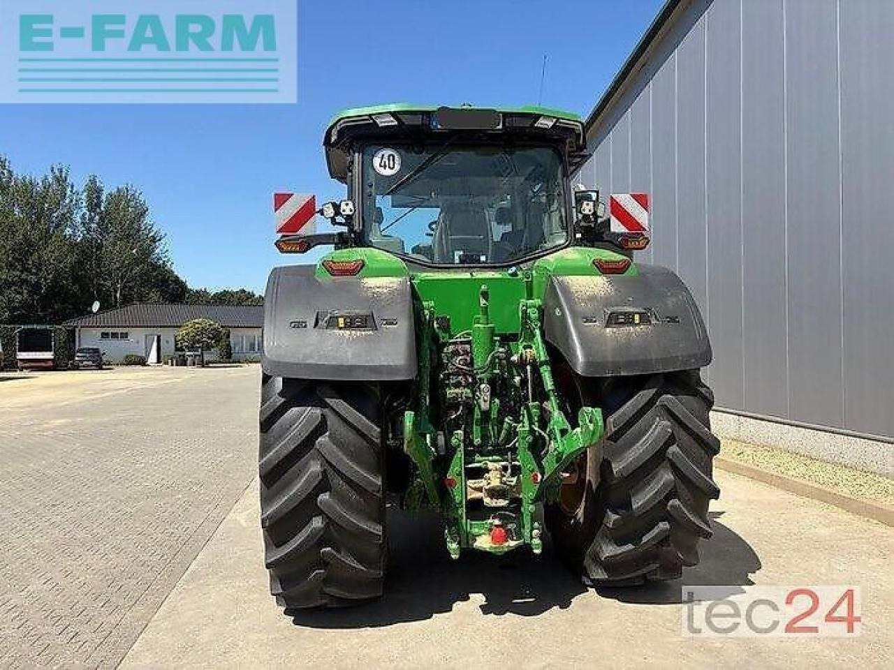 John Deere 8r340 - Traktor: 3 kép. John Deere 8r340 - Traktor: 3 kép.