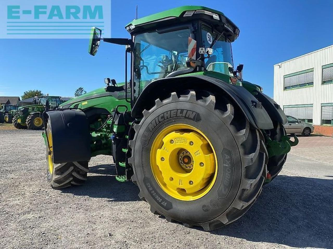 John Deere 8r370 - Traktor: 4 kép. John Deere 8r370 - Traktor: 4 kép.