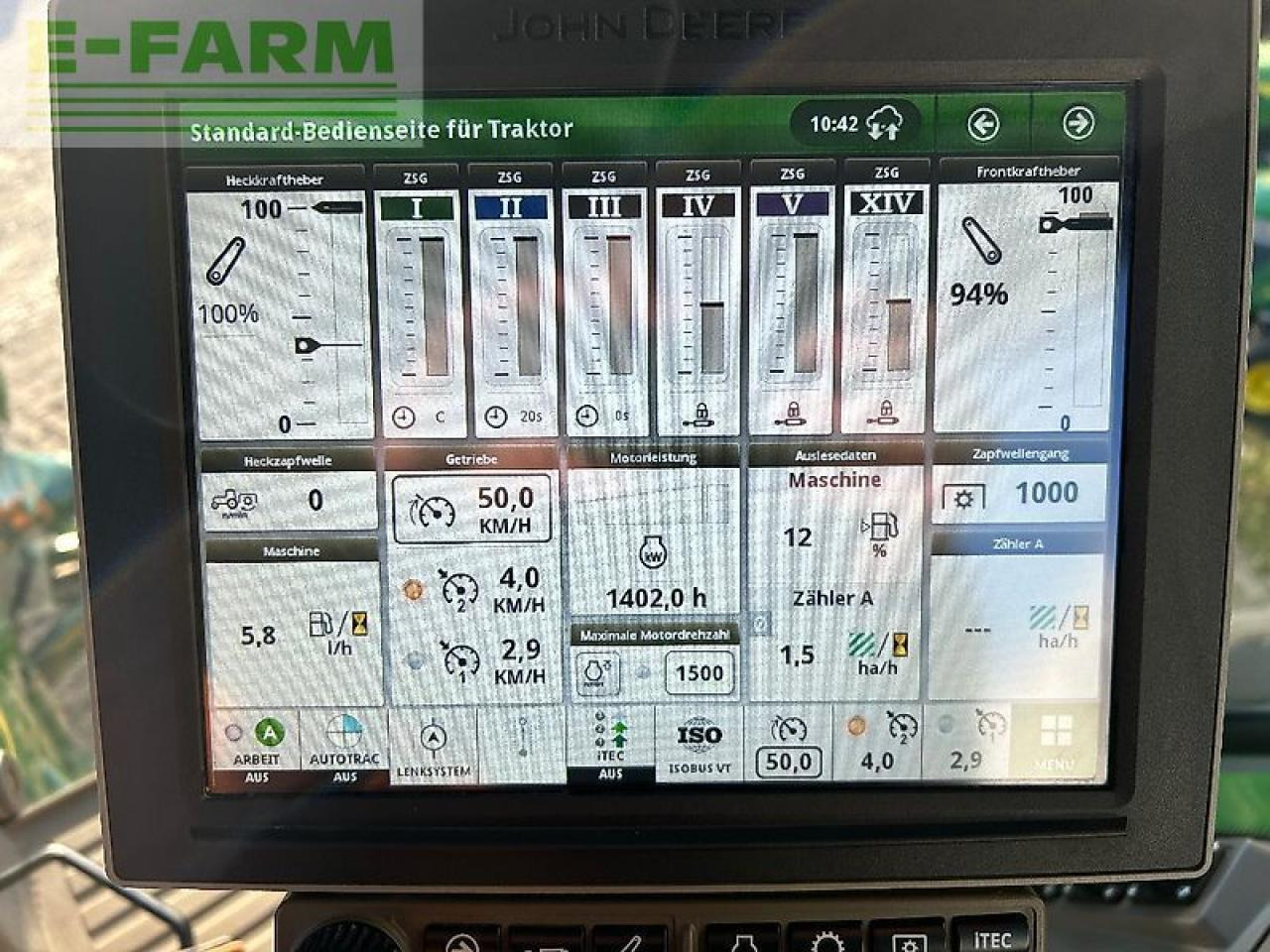 Traktor John Deere 8r370: 12 kép.