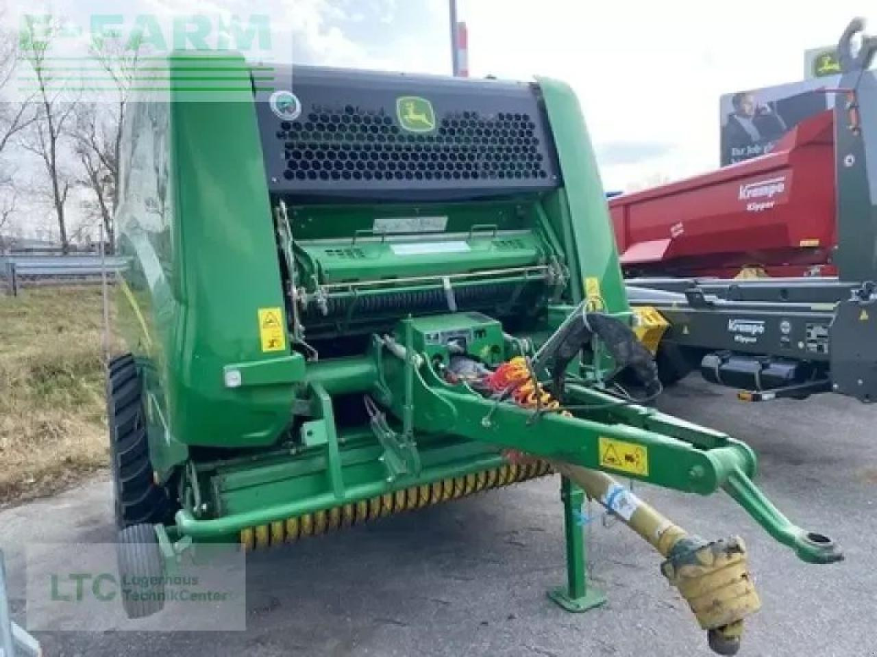 John Deere 960 - Kocka bálázó: 3 kép. John Deere 960 - Kocka bálázó: 3 kép.